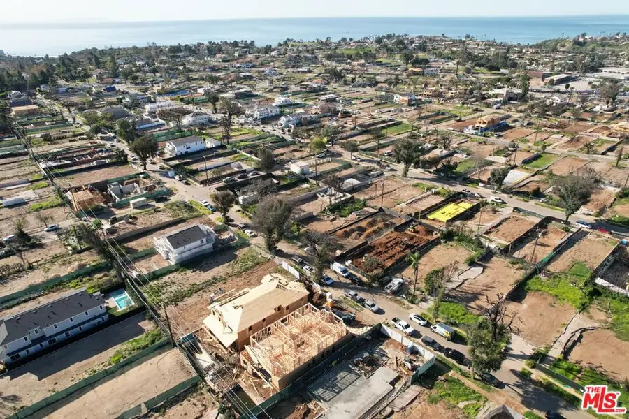 928 Iliff Street, Pacific Palisades, CA 90272 - Image #3