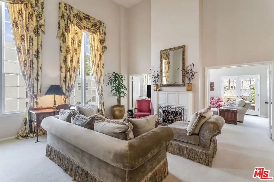 420 S Barrington Avenue #PH302, Los Angeles, CA 90049 - #3