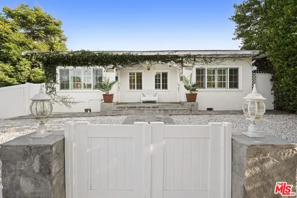 11538 La Maida Street, Valley Village, CA 91601