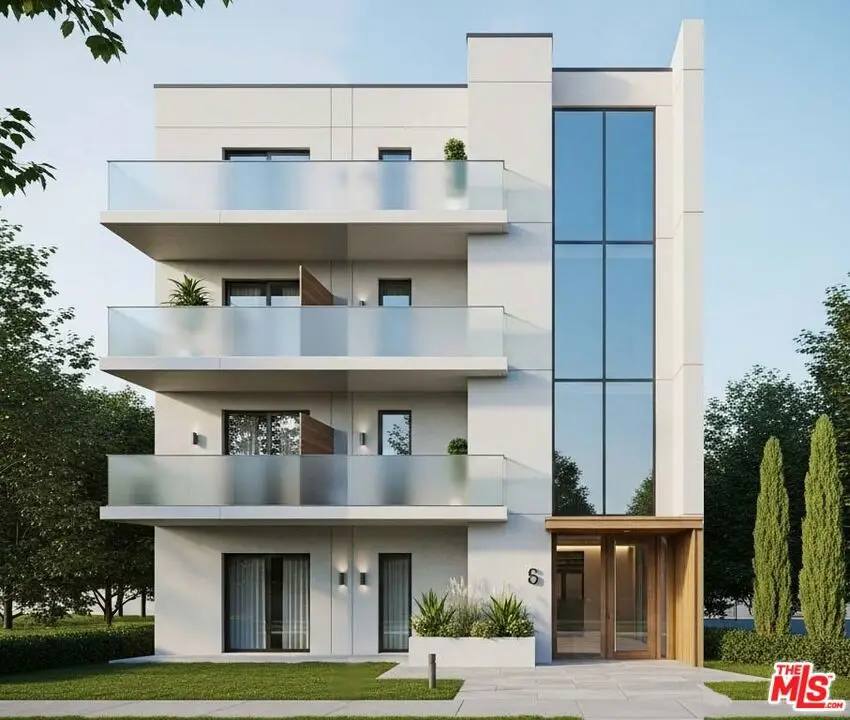 1046 S Kenmore Avenue, Los Angeles, CA 90006 - Image #3