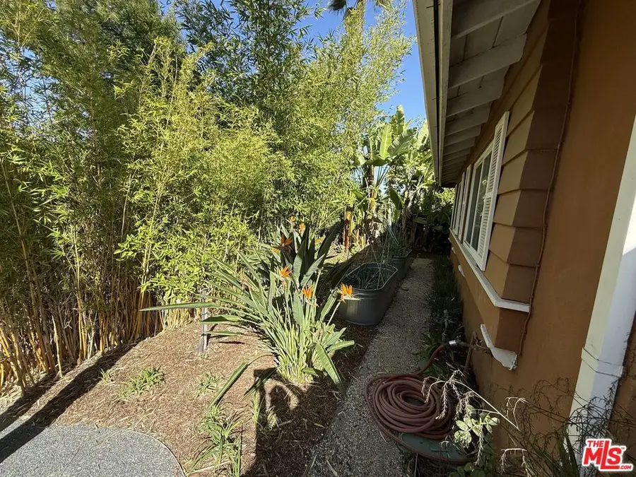 4840 Adele Court, Woodland Hills, CA 91364 - #2