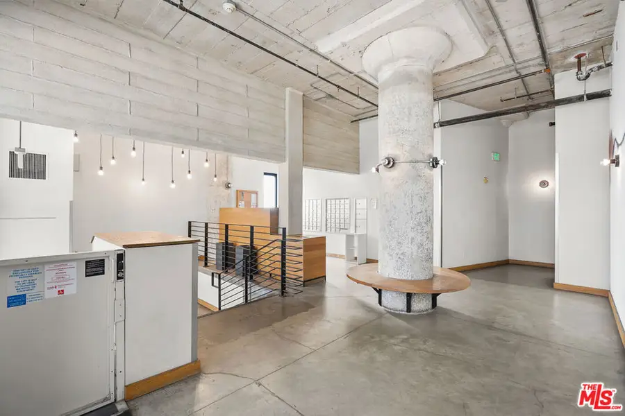 330 W 11th #A205, Los Angeles, CA 90015 - #3