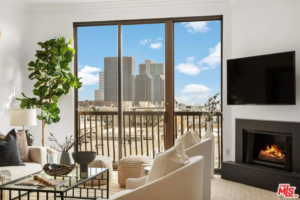 11847 Gorham Avenue #406, Los Angeles, CA 90049 - #1