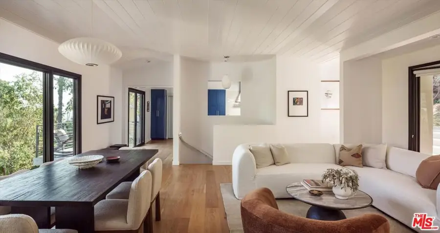 5692 Holly Oak Drive, Los Angeles, CA 90068 - Image #3