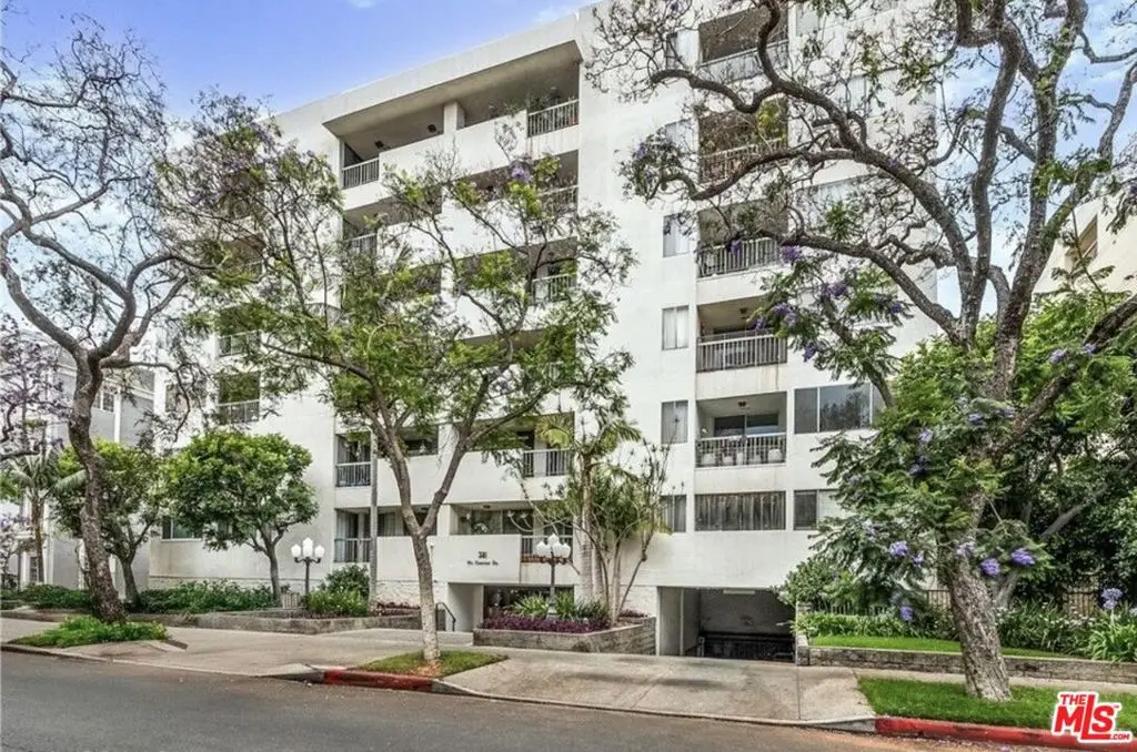 321 N Oakhurst Drive #306, Beverly Hills, CA 90210 - Image #1