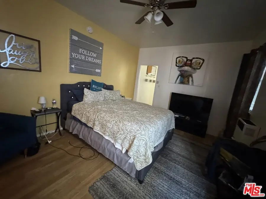 20 -22 Breeze Avenue, Venice, CA 90291 - #2