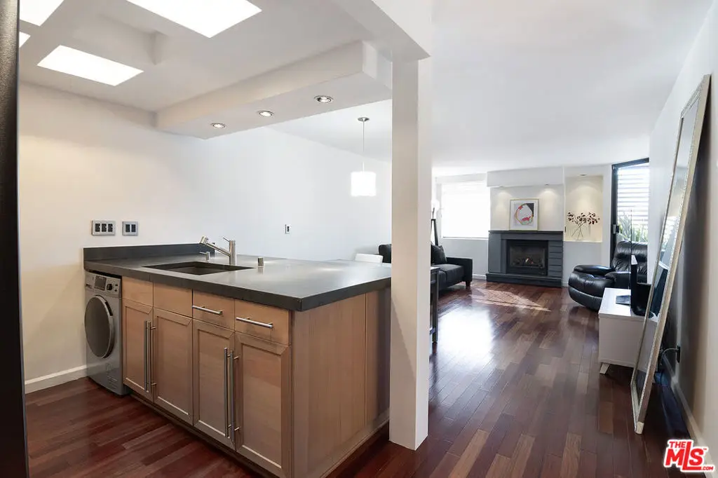 740 N Kings Road #320, West Hollywood, CA 90069 - #1