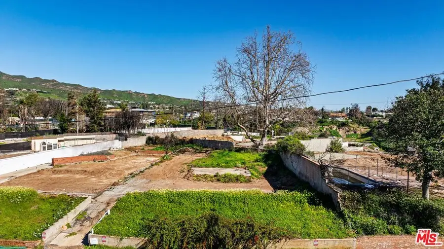 314 N Las Casas Avenue, Pacific Palisades, CA 90272 - Image #2