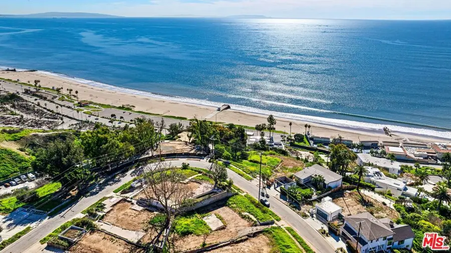 314 N Las Casas Avenue, Pacific Palisades, CA 90272 - Image #3