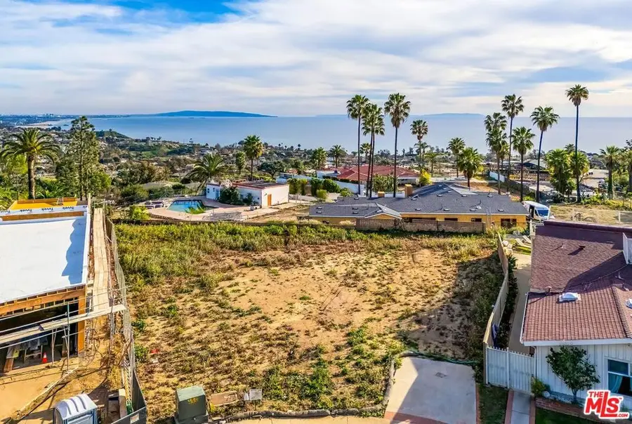 16906 Scenic Place, Pacific Palisades, CA 90272 - Image #2