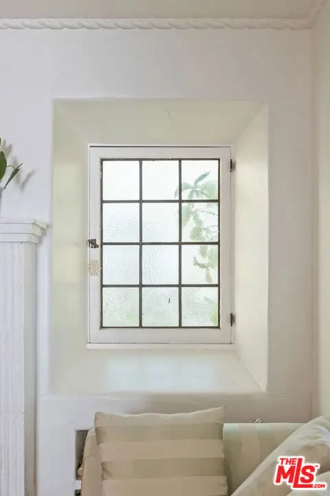 4115 Edgehill Drive, Los Angeles, CA 90008 - Image #3