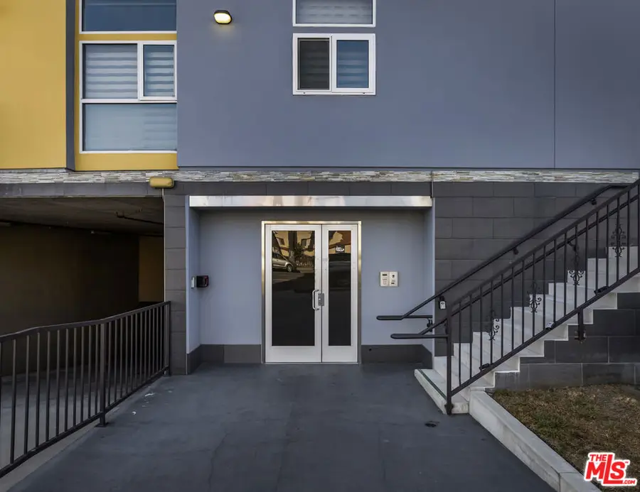 155 S Oxford Avenue #201, Los Angeles, CA 90004 - Image #3