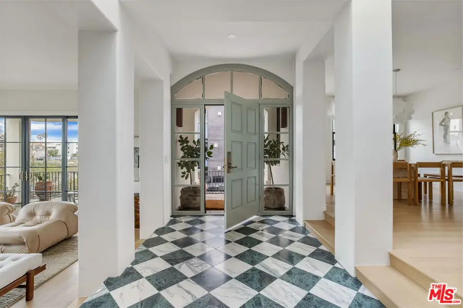 5201 Via Donte, Venice, CA 90292 - #2