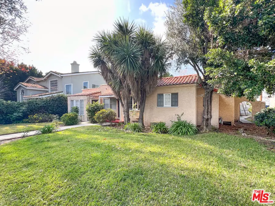 4189 Greenbush Avenue, Sherman Oaks, CA 91423 - #2
