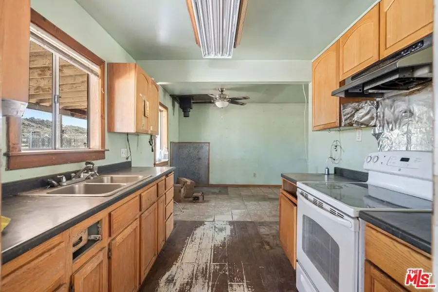 45611 250th Street, Lancaster, CA 93535 - Image #2