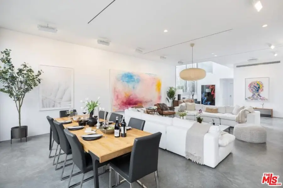 17 N Venice Boulevard, Venice, CA 90291 - #3