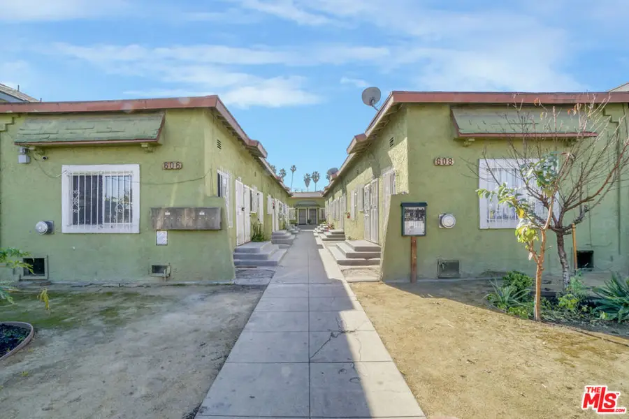 606 W 81st Street, Los Angeles, CA 90044 - #2