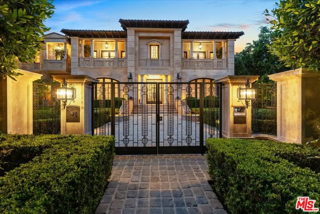 804 N Elm Drive, Beverly Hills, CA 90210 - Image #1