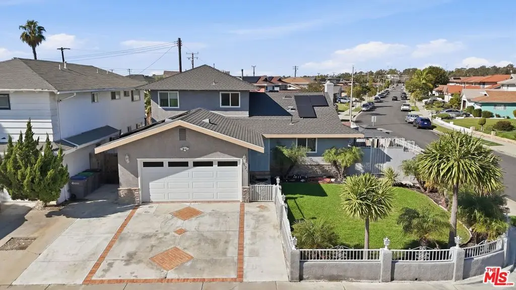 879 E Turmont Street, Carson, CA 90746 - #1