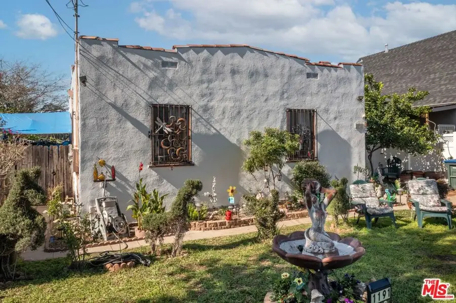 1191 Sunset Avenue, Pasadena, CA 91103 - Image #2