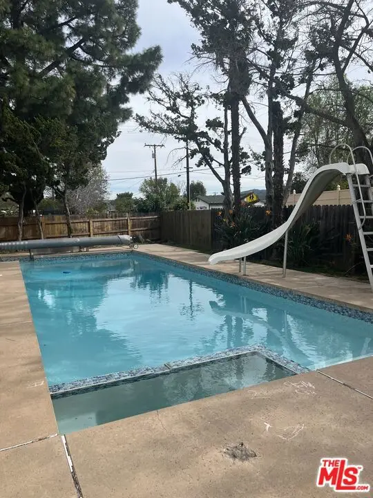 786 Royal Avenue, Simi Valley, CA 93065