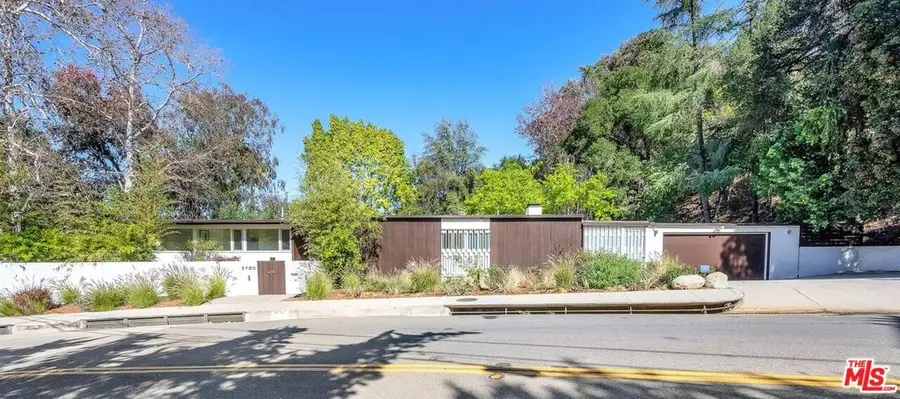 3700 Hayvenhurst Avenue, Encino, CA 91436 - #2