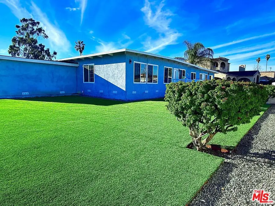 431 S Tajauta Avenue, Compton, CA 90220 - #3