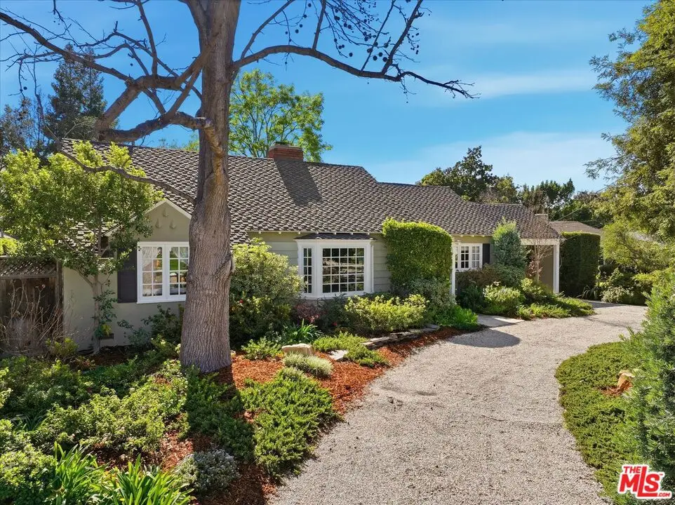 11122 Valley Spring Lane, North Hollywood, CA 91602 - Image #1