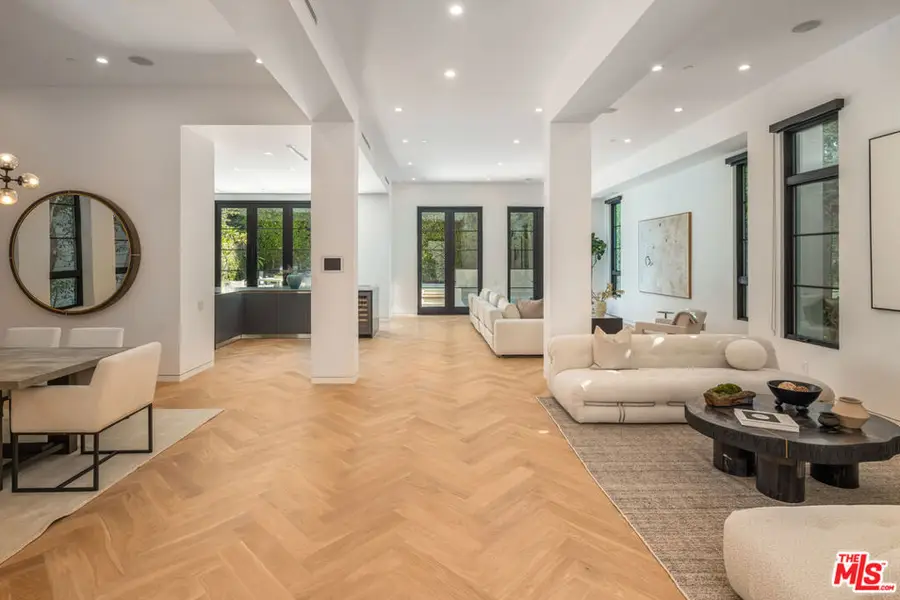 636 N Kilkea Drive, Los Angeles, CA 90048 - #2