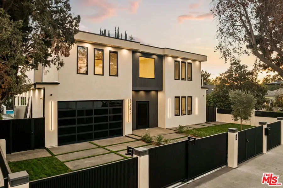 12952 Huston Street, Sherman Oaks, CA 91423 - #2