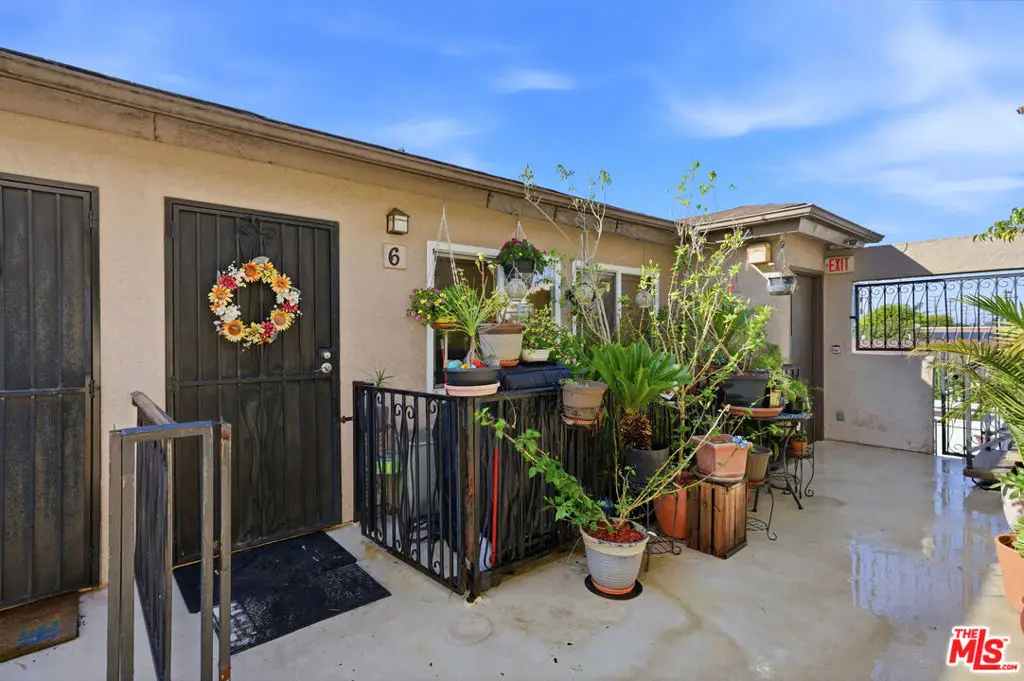 1100 Walnut Avenue #6, Long Beach, CA 90813 - #1