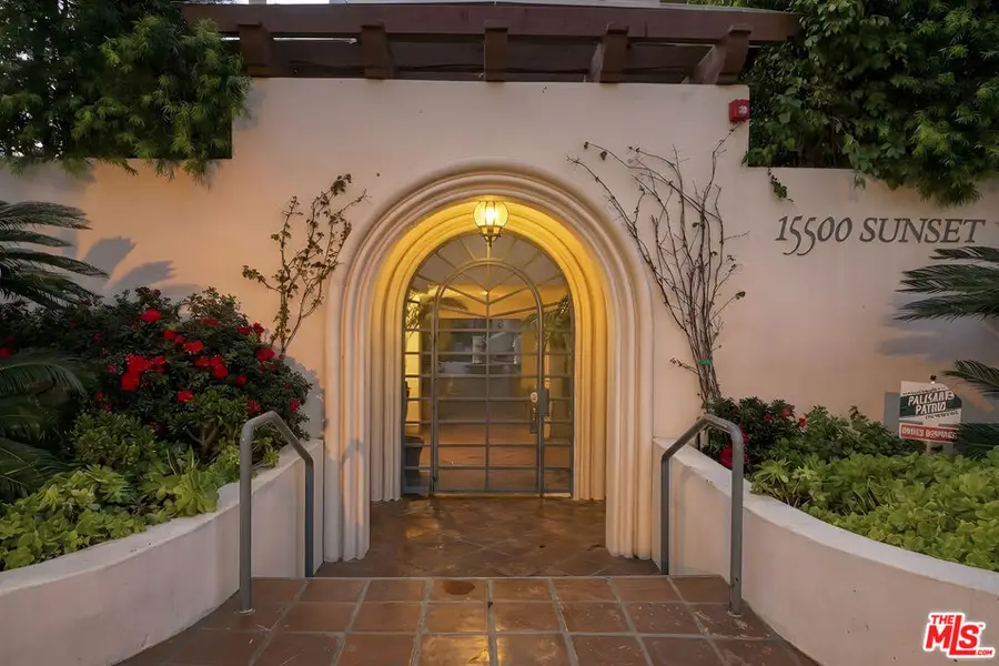 15500 W Sunset Boulevard #302, Pacific Palisades, CA 90272 - Image #2