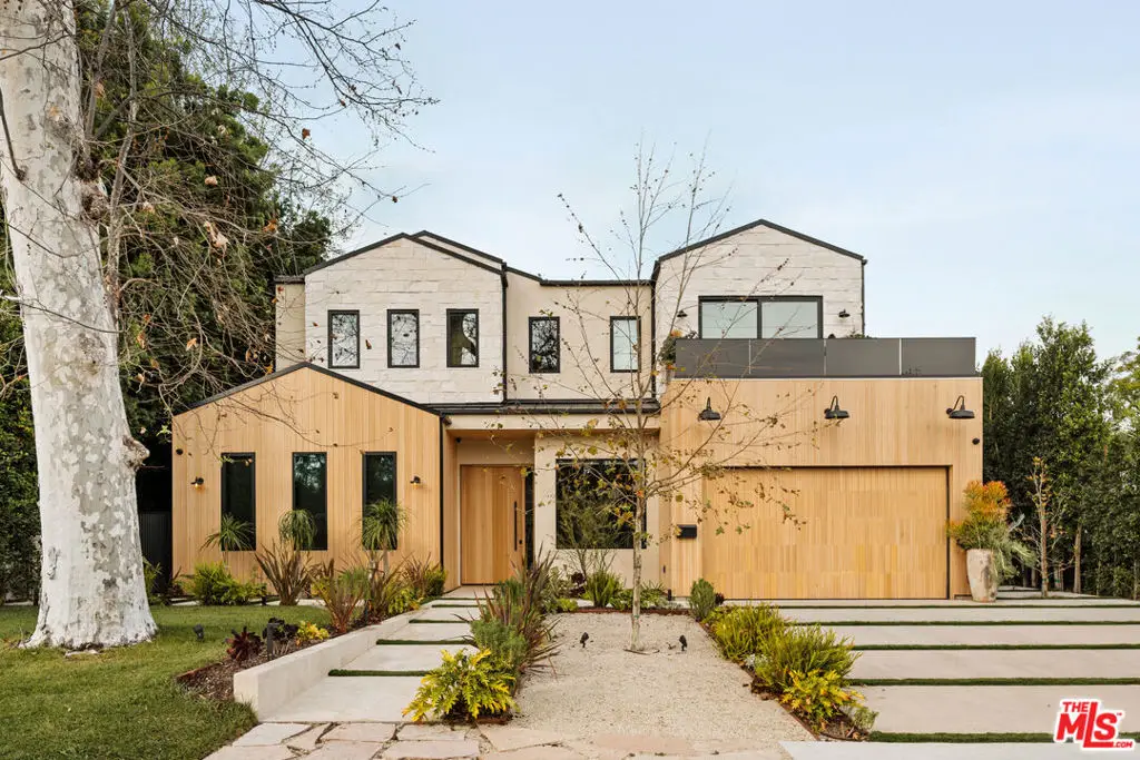 11937 Addison Street, Valley Village, CA 91607 - Image #1