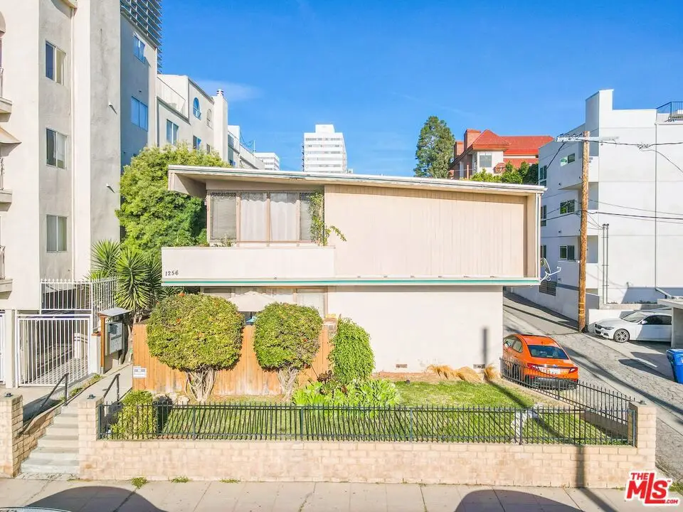 1256 S Westgate Avenue, Los Angeles, CA 90025 - Image #1