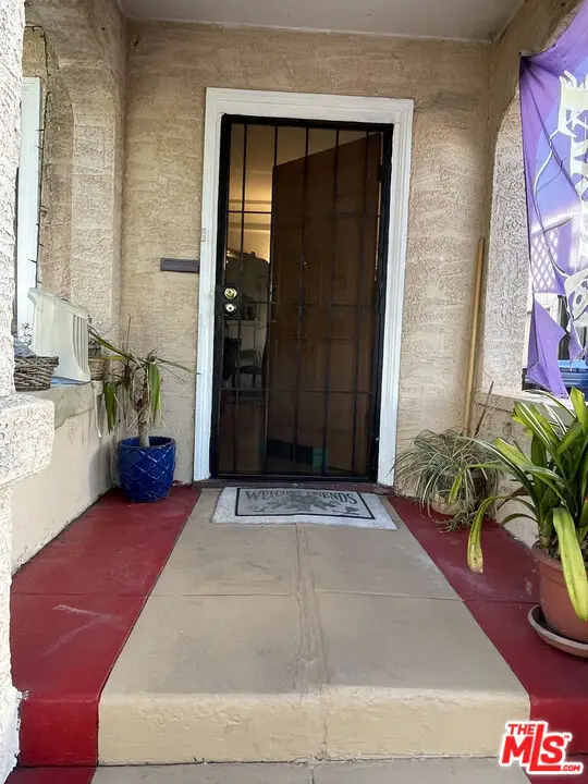 433 N Norton Avenue, Los Angeles, CA 90004 - #2
