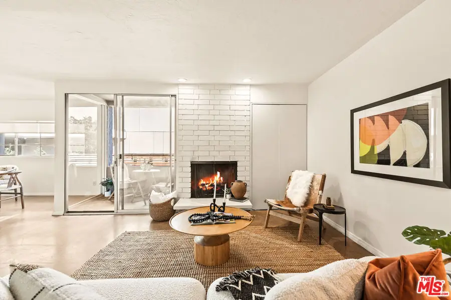 8401 Fountain Avenue #13, West Hollywood, CA 90069 - #3