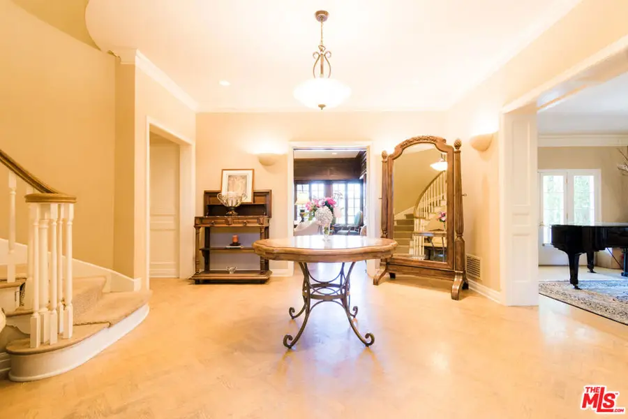 1717 Chevy Chase Drive, Beverly Hills, CA 90210 - Image #2