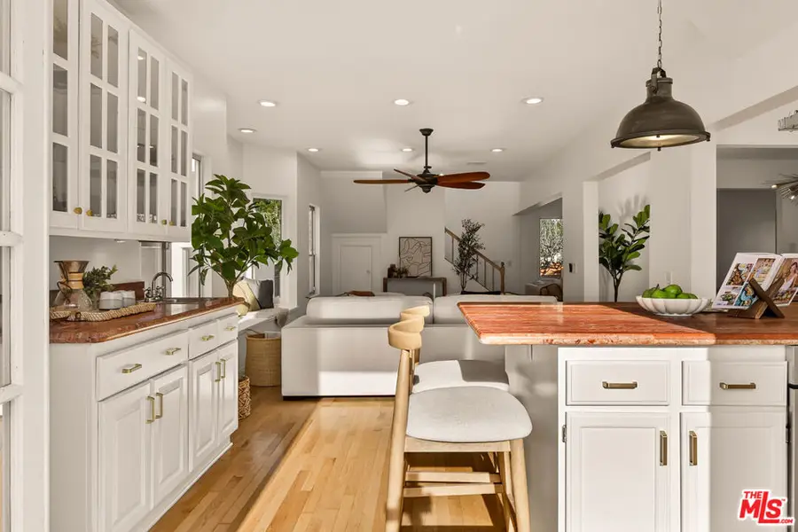 3223 Thatcher Avenue, Marina Del Rey, CA 90292 - #2