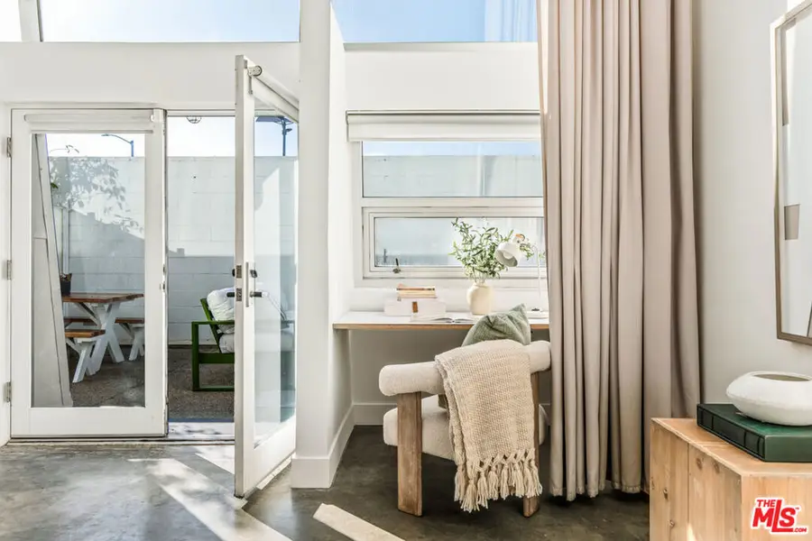 615 Hampton Drive #A102, Venice, CA 90291 - #2