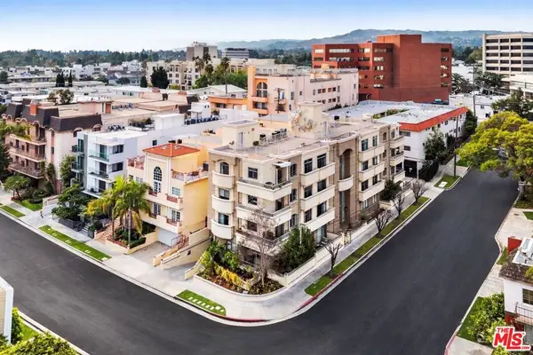 871 Granville Avenue #101, Los Angeles, CA 90049