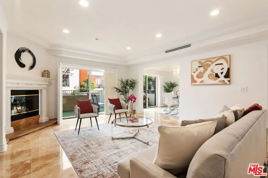 871 Granville Avenue #101, Los Angeles, CA 90049 - #2