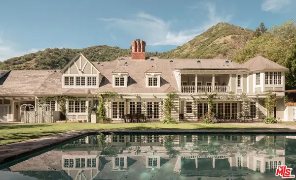 1420 Moraga Drive, Los Angeles, CA 90049