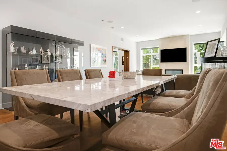 447 N Doheny Drive #301, Beverly Hills, CA 90210 - #2