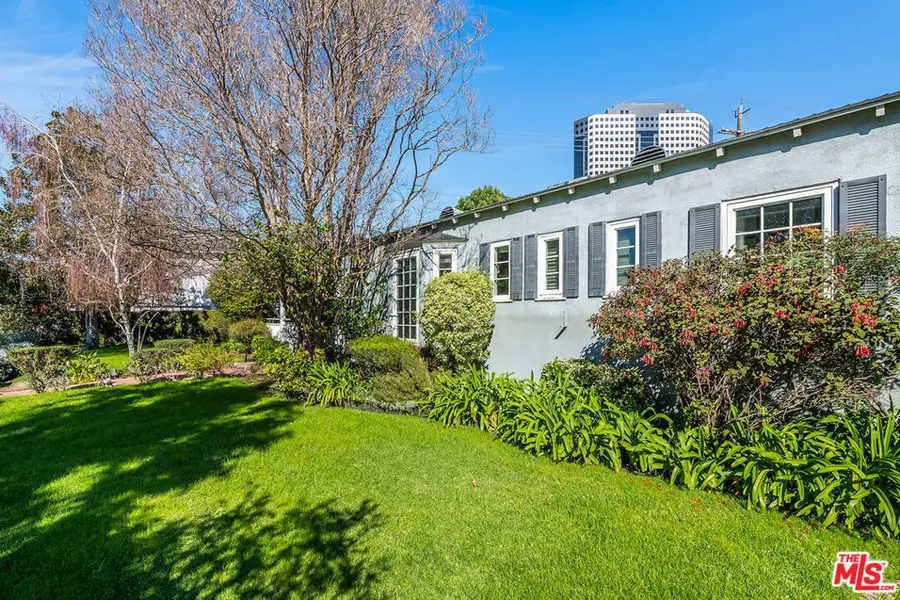 118 N Evergreen Street, Burbank, CA 91505 - #2