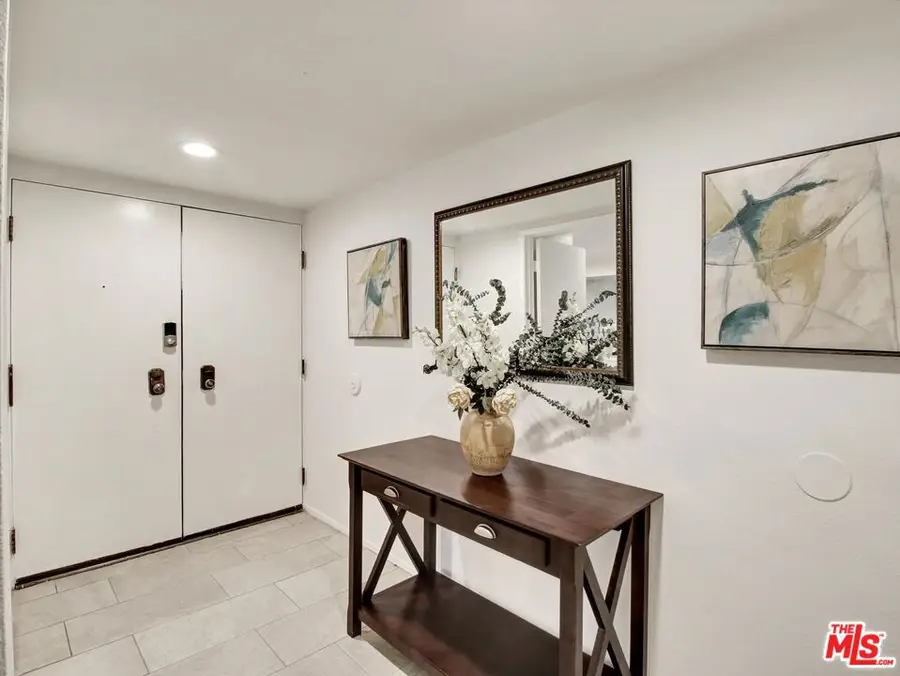 15325 Magnolia Boulevard #108, Sherman Oaks, CA 91403 - #3