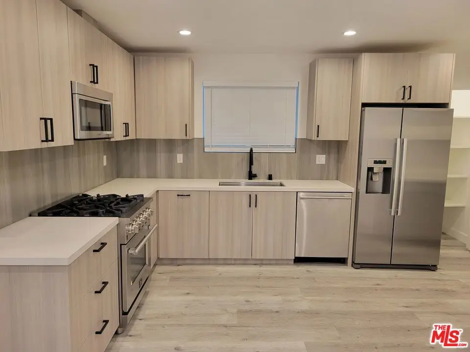 11565 Iowa Avenue, Los Angeles, CA 90025 - #1