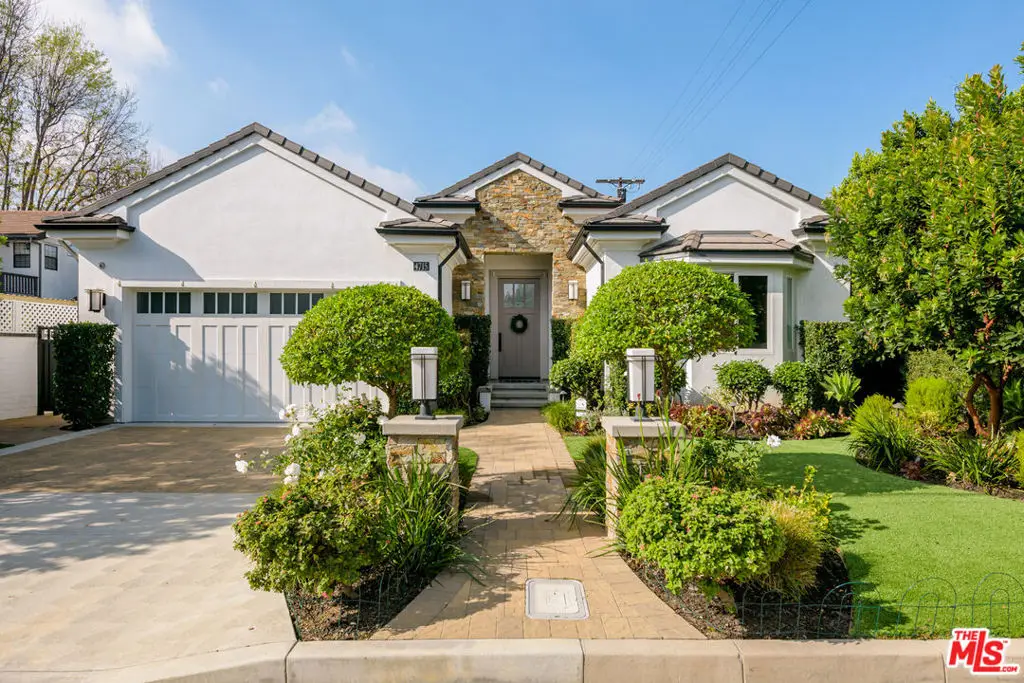 4715 Bellflower Avenue, Toluca Lake, CA 91602 - #1