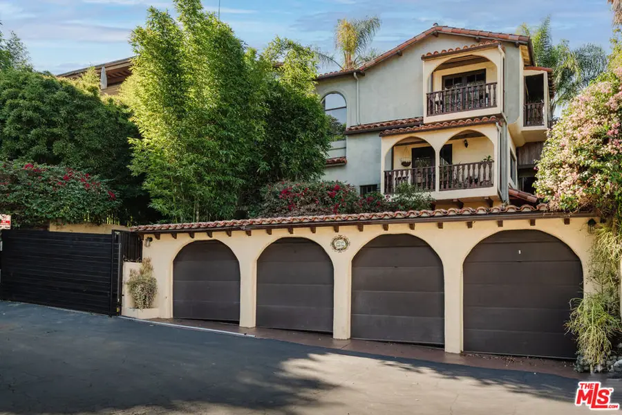 3247 Bennett Drive, Los Angeles, CA 90068 - #2