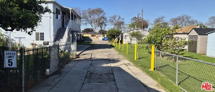 7025 Vinevale Avenue, Bell, CA 90201 - #2