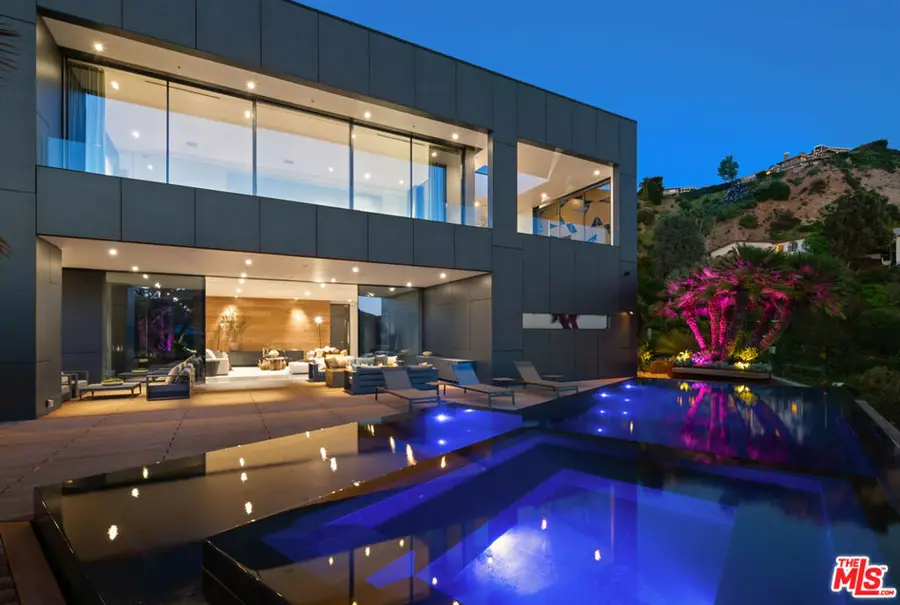 2341 Gloaming Way, Beverly Hills, CA 90210 - #2